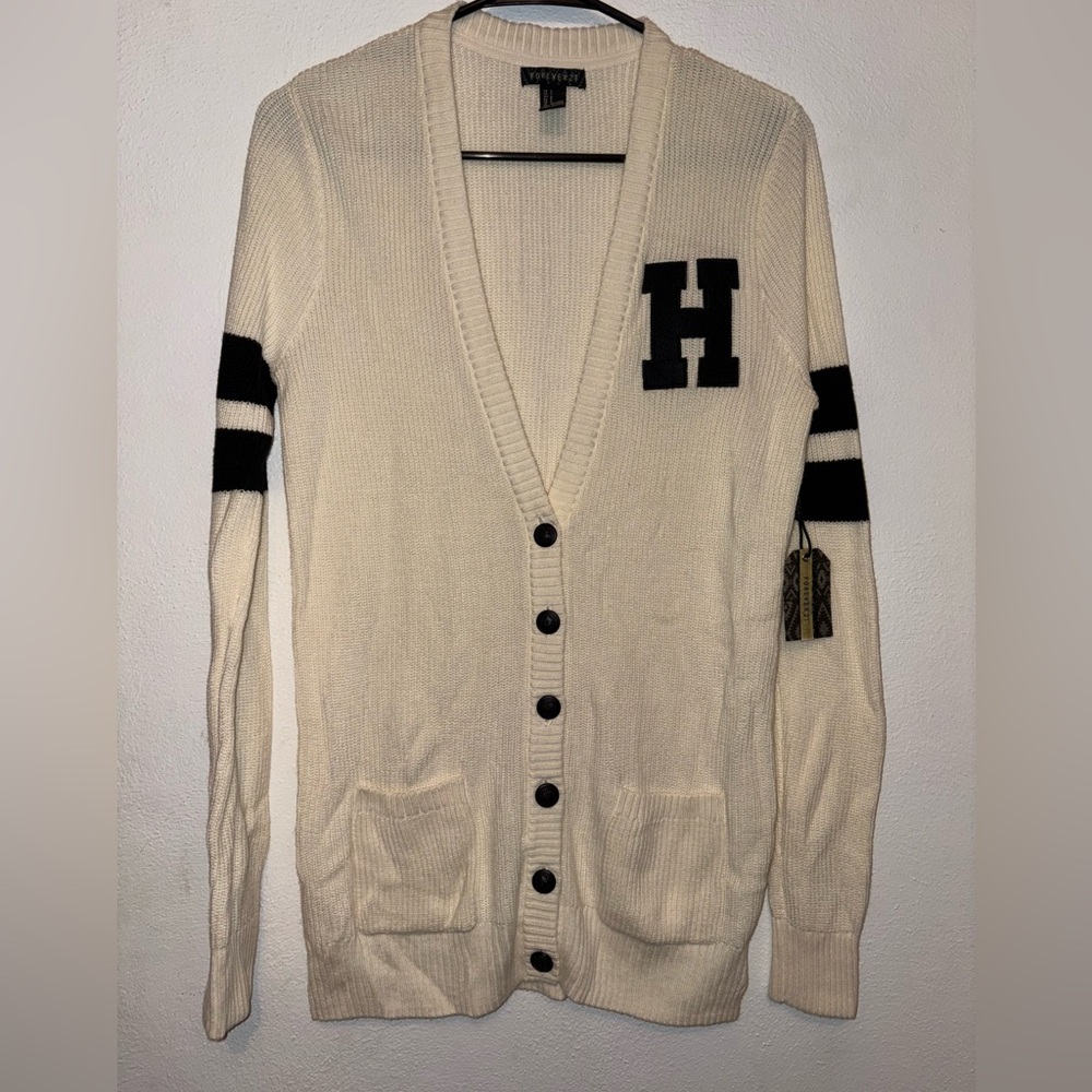 🆕 Cream Knitted Cardigan Sweater with Black Accents Letter size Small